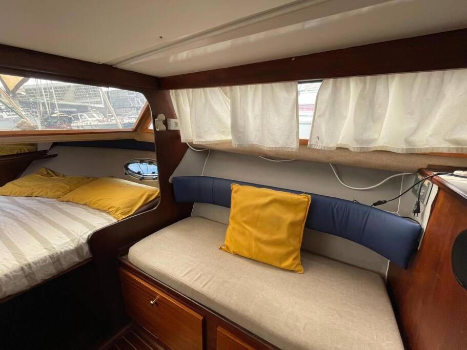 Barco Acogedor - Cosy Boat - Barcelona Hotel Exterior foto